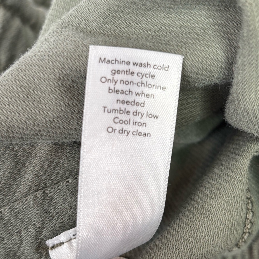 Athleta Printed Farallon Jogger Size 12 Olive Army Green Camo Print Pull On Pant - Picture 12 of 16